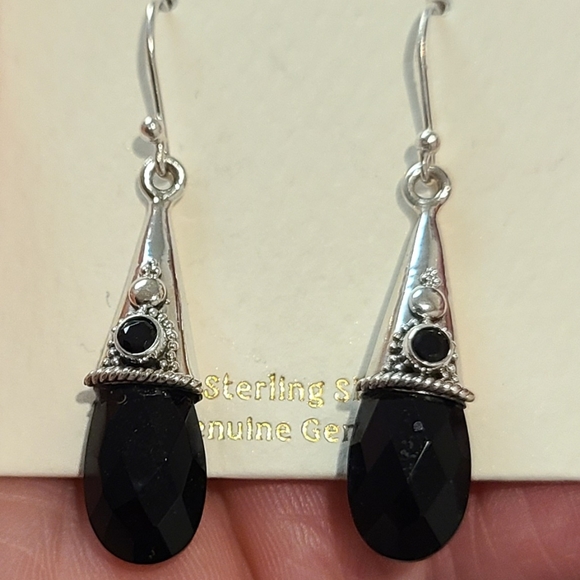 SHIVAM STERLING SILVER BLACK ONYX CONE TEARDROP TRIBAL ETCHED EARRINGS - Picture 2 of 9
